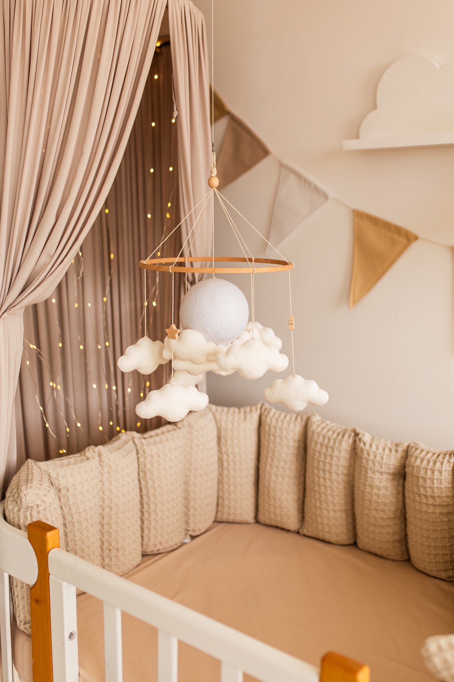 Nursery night light baby crib mobile