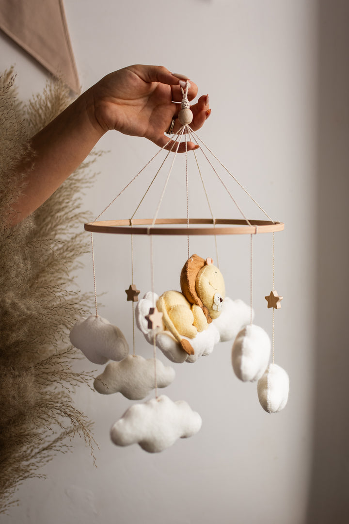 Schlummerlöwe Baby-Mobile – Safari-Mobile fürs Kinderzimmer mit Wolken