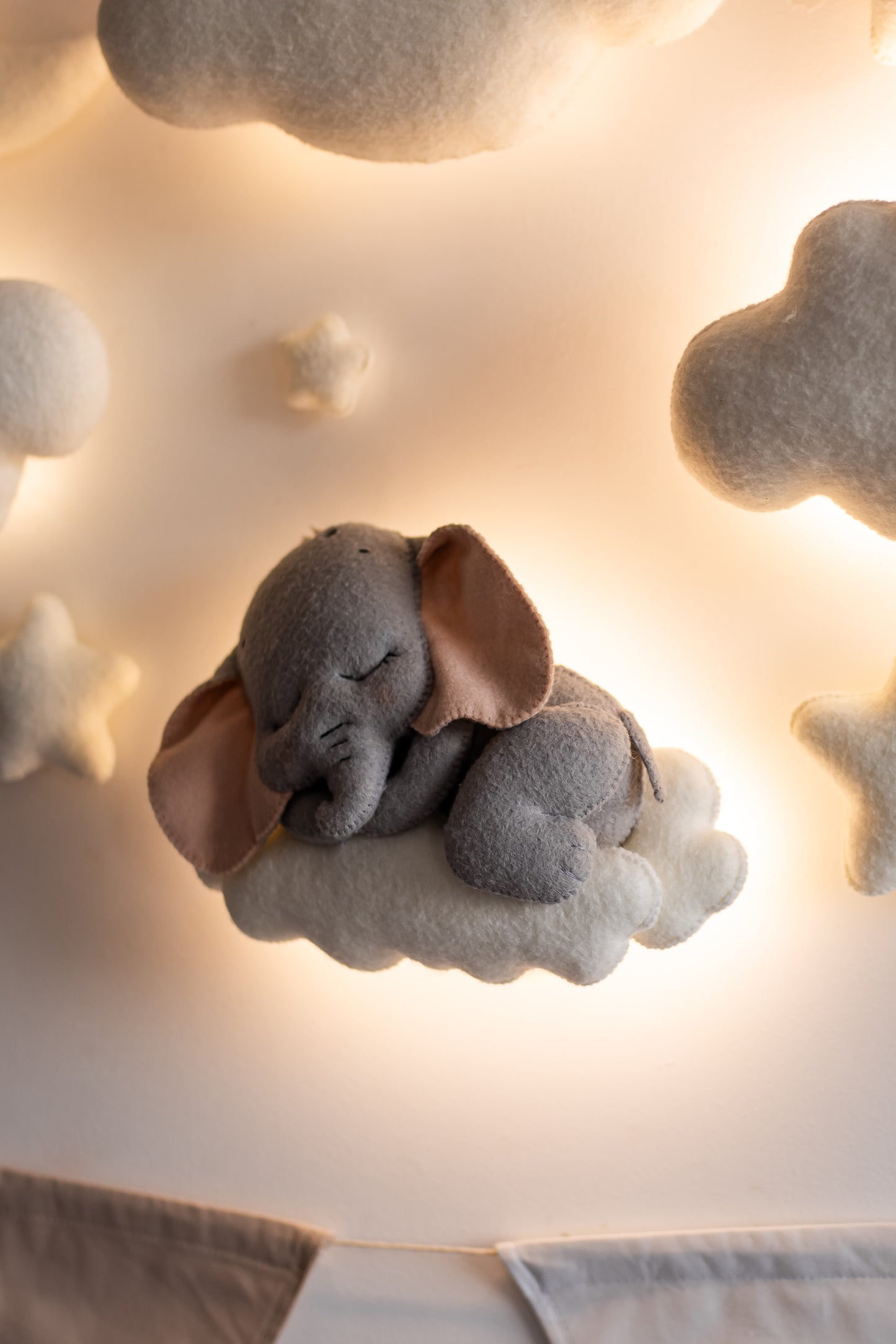 Safari Animal Night Light | Nursery Wall Lamp Set | Giraffe Elephant Tiger Lion