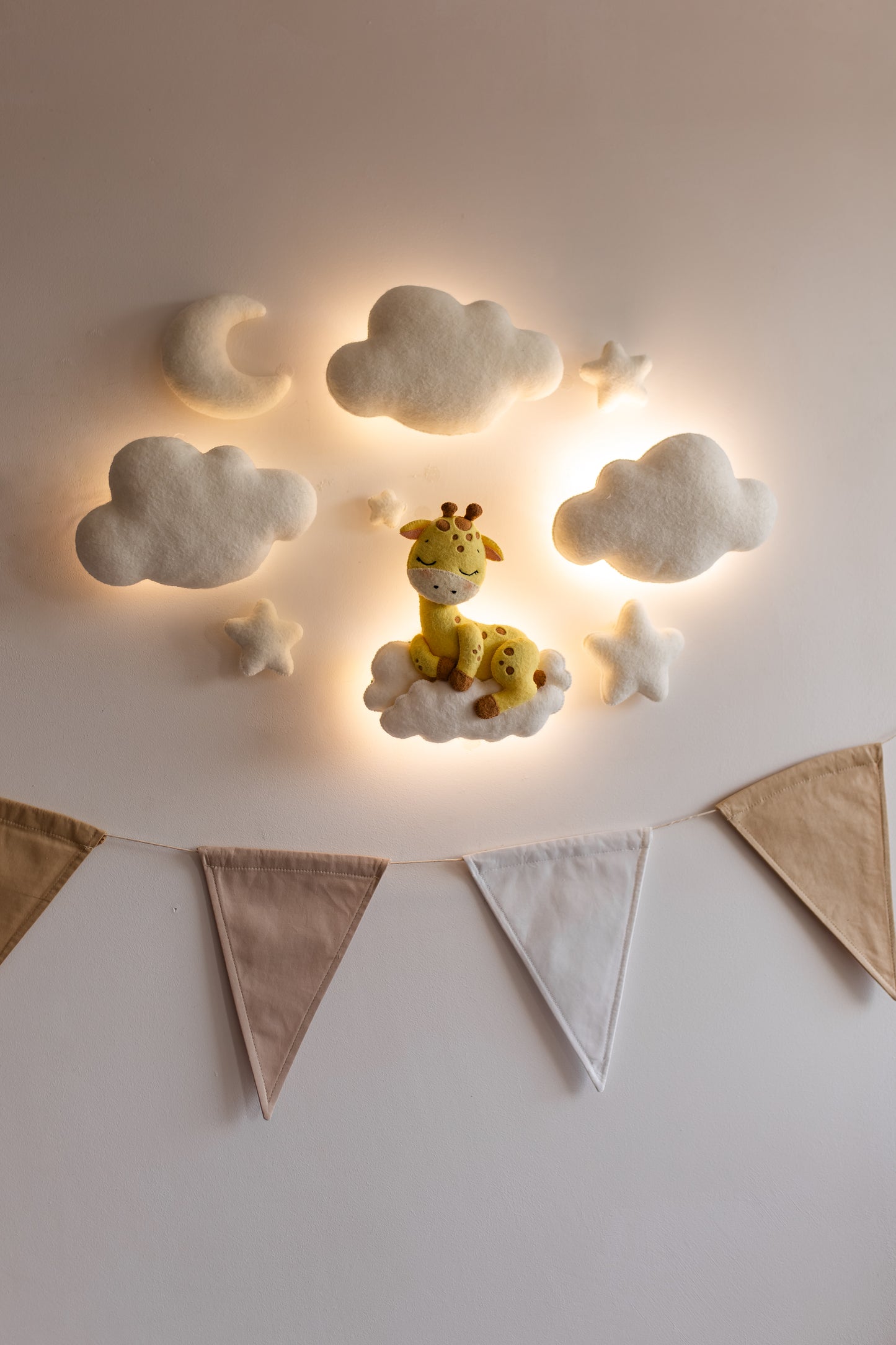 Safari Animal Night Light | Nursery Wall Lamp Set | Giraffe Elephant Tiger Lion