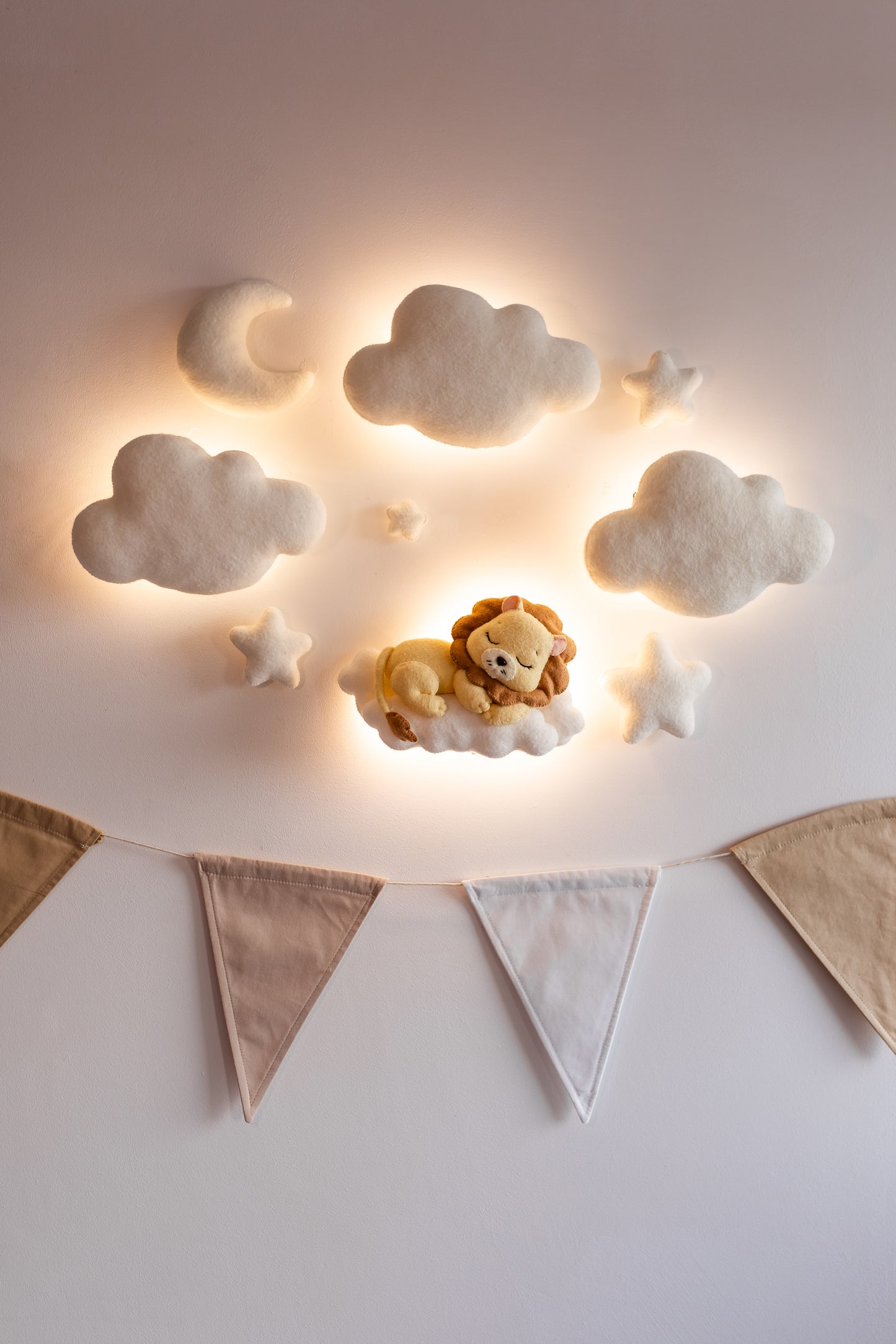 Safari Animal Night Light | Nursery Wall Lamp Set | Giraffe Elephant Tiger Lion