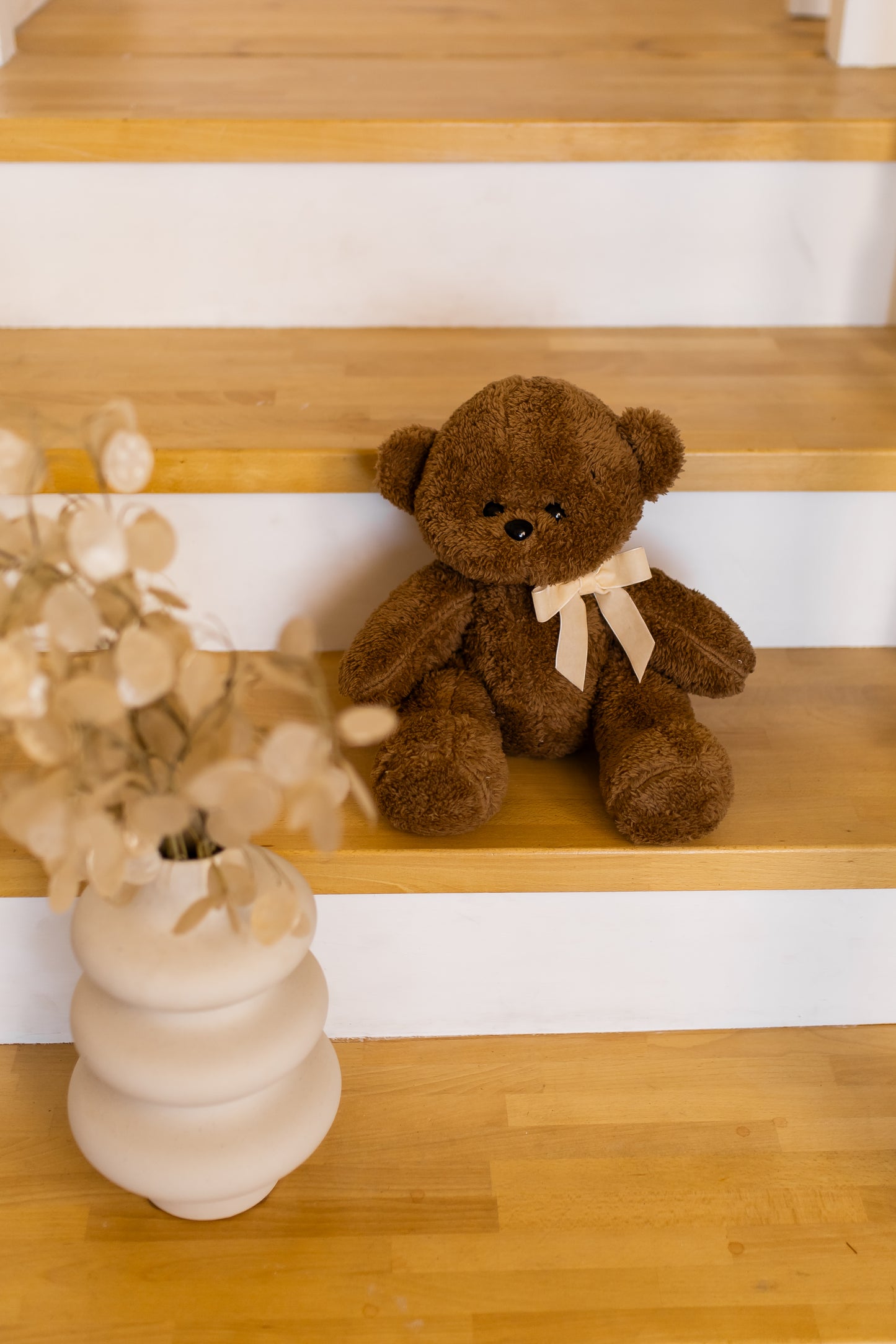 Нічник з повітряними кульками та бурим ведмедем 