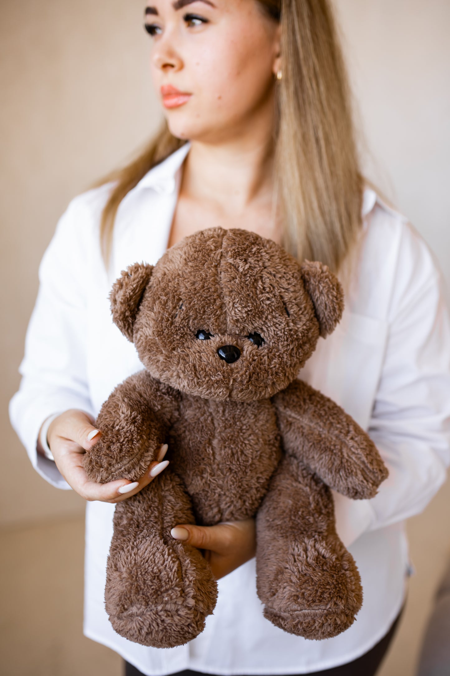 Нічник з повітряними кульками та бурим ведмедем 